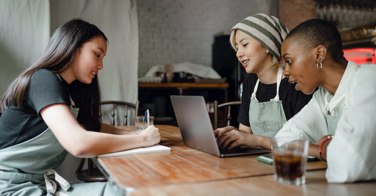 提灯与地下城:汇聚智能app详情下载教程